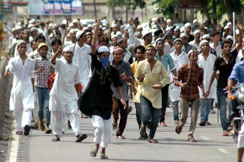 Muslim presence and growth in UP Demographic Assault Meerut Attack Mob Lynch 26/11 Hindus Assaulted Muslim mobilization