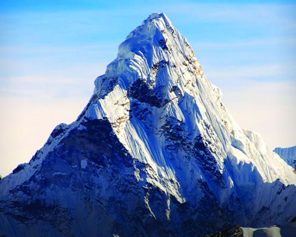 mount-sikdar-nepal-himalaya