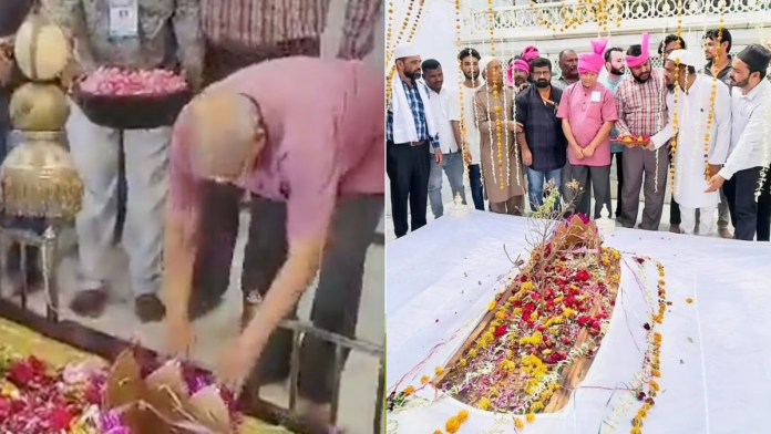 Prakash Ambedkar bows down at Aurangzeb's grave (Courtesy: Free Press Journal)