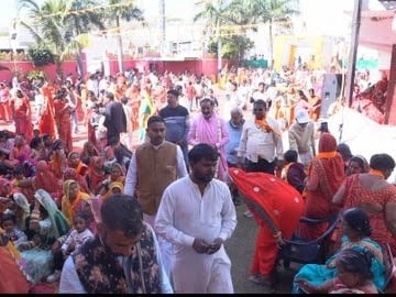 Hindu women and girls taking part in a large Kalash Yatra during Hindu conference in Ajmer, promotin.