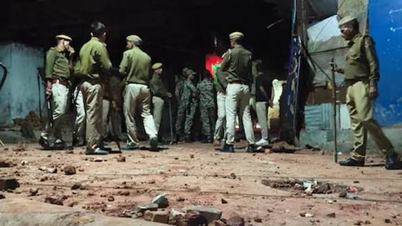 राजस्थान में वाल्मीकि बस्ती पर इस्लामी भीड़ की पत्थरबाजी, पुलिस ने संदिग्धों को हिरासत में लिया.
